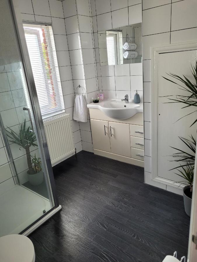 Edelweiss Guest House Southend-on-Sea Ngoại thất bức ảnh