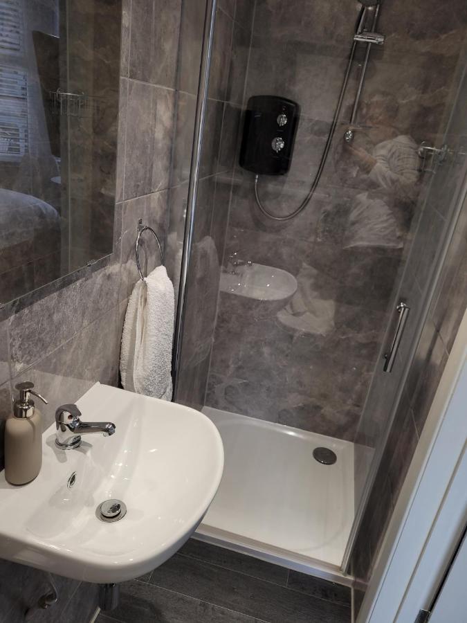 Edelweiss Guest House Southend-on-Sea Ngoại thất bức ảnh
